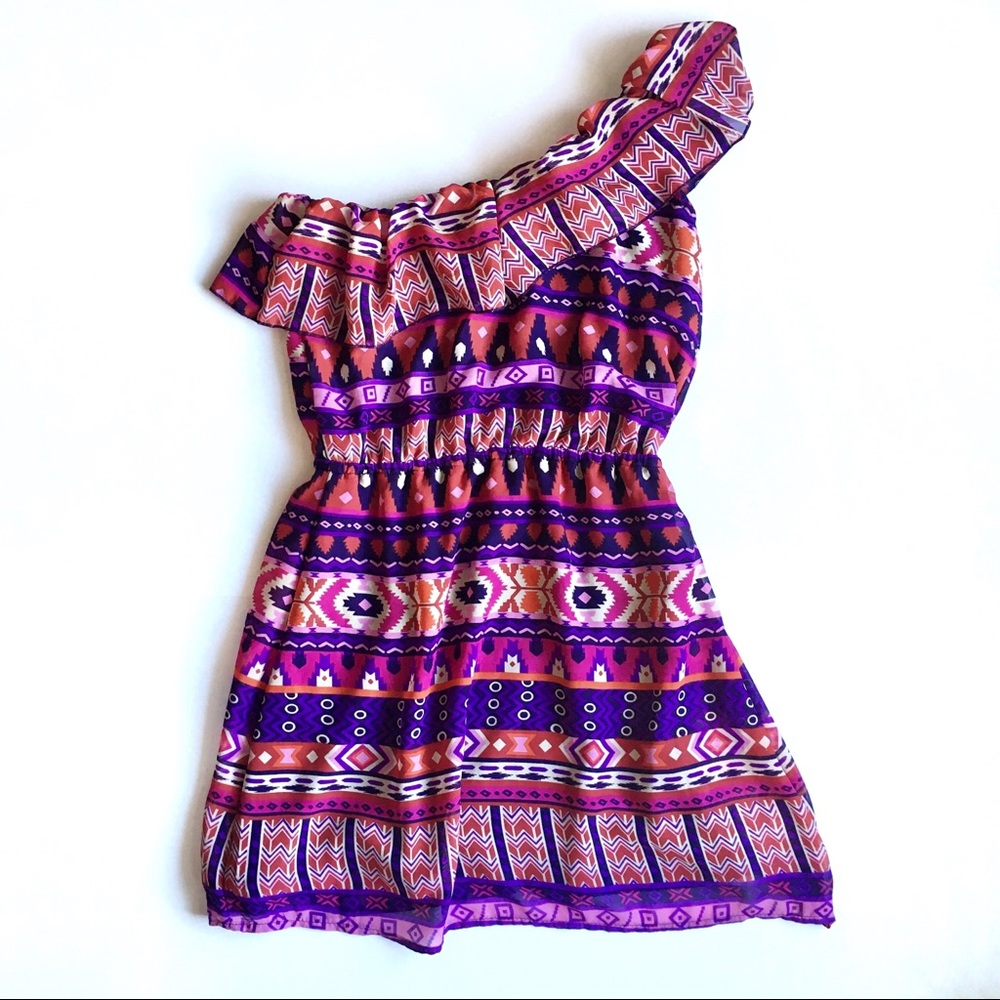 Ali & Kris one shoulder tribal print dress- Small